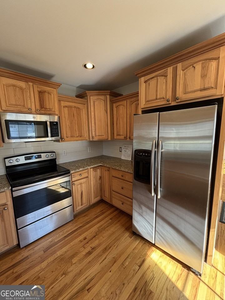 88 E Washington St Unit Rear #REAR - Photo 4 of 9