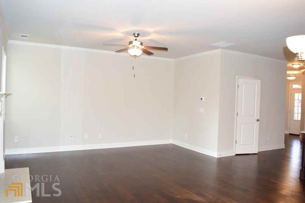 5 Holdings Dr - Photo 6 of 26