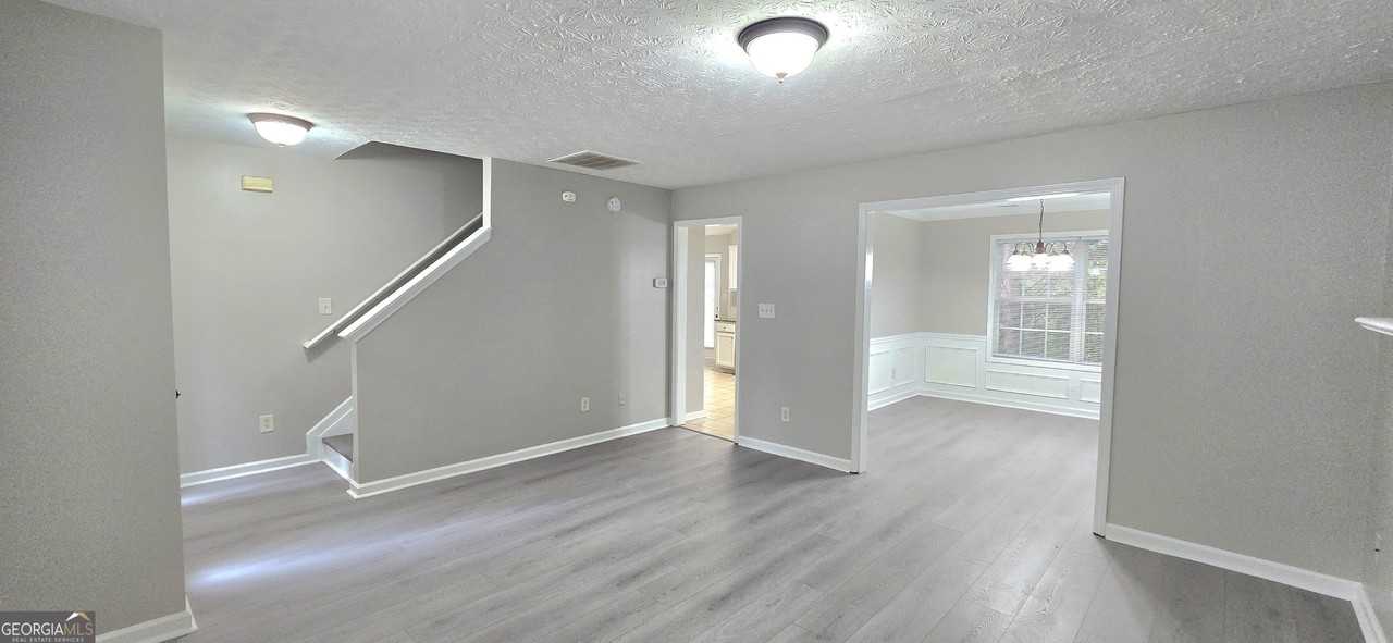 610 James Ridge Dr - Photo 6 of 50