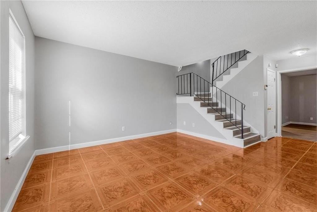 4017 Cottage Hill Rd Apt 58 #58 - Photo 4 of 34