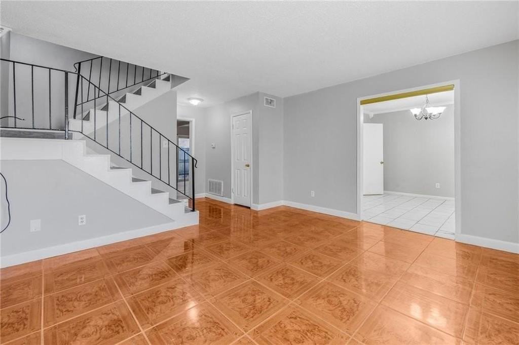 4017 Cottage Hill Rd Apt 58 #58 - Photo 5 of 34