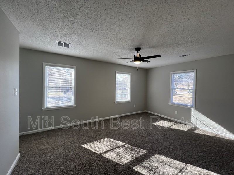 3650 Mcduff Ave - Photo 5 of 12