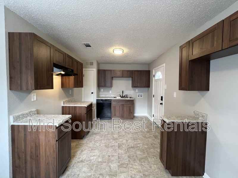 4500 Range Line Rd - Photo 5 of 11