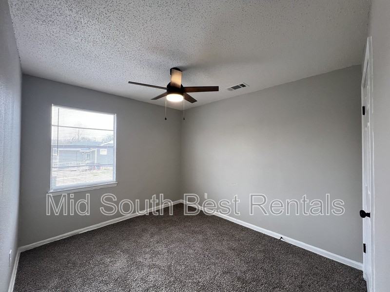 4500 Range Line Rd - Photo 7 of 11