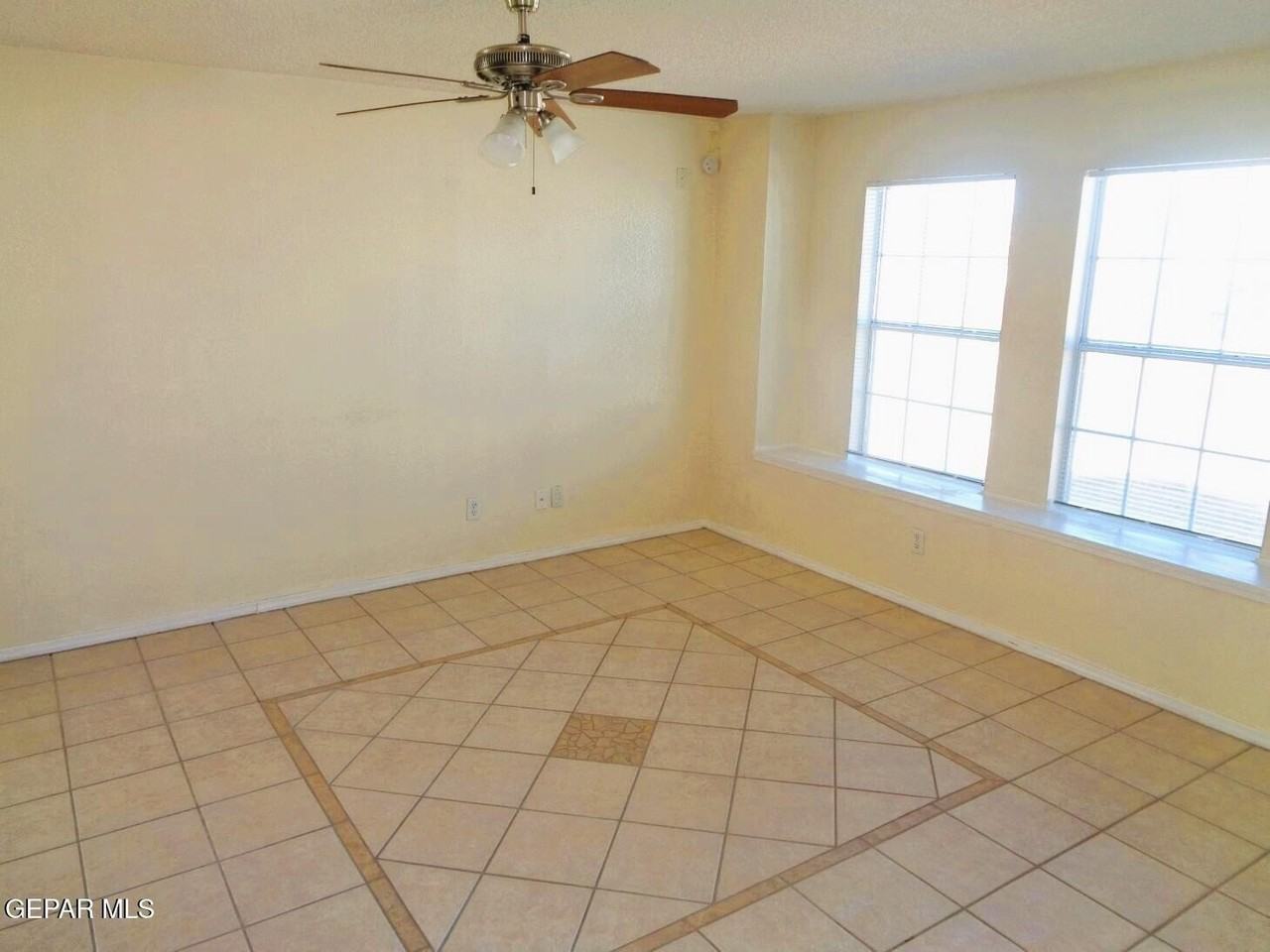 12348 Tierra Humeda Dr - Photo 2 of 22