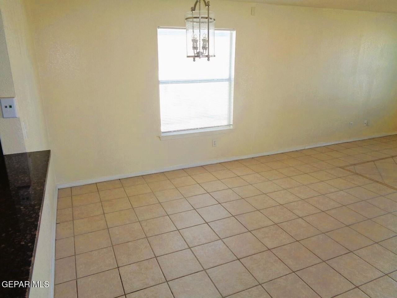 12348 Tierra Humeda Dr - Photo 7 of 22