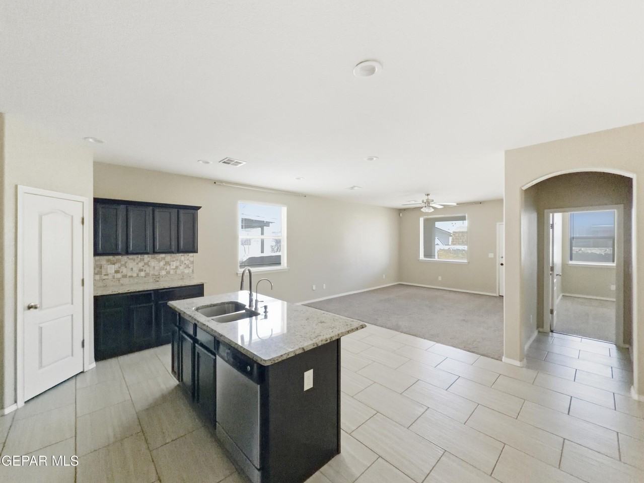 1040 Earthstar Pl - Photo 2 of 18