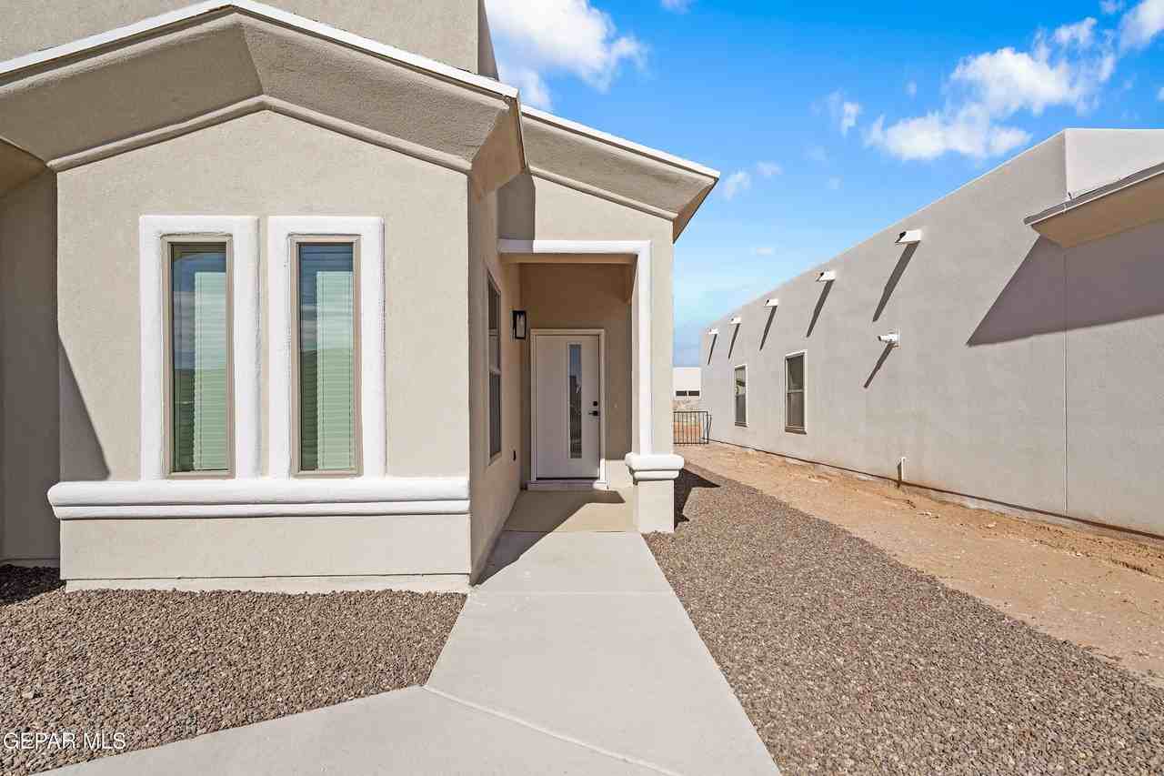 15165 Destination Ave - Photo 4 of 30