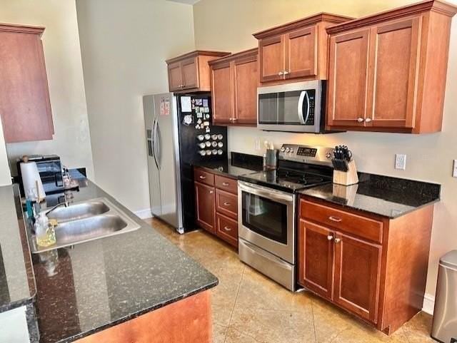 159 Greencove Dr - Photo 4 of 11