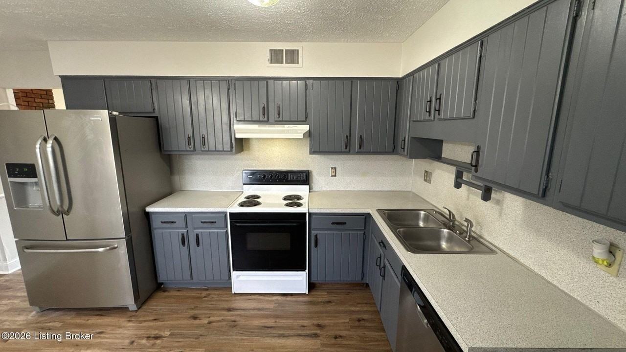 276 Probus Dr - Photo 6 of 30