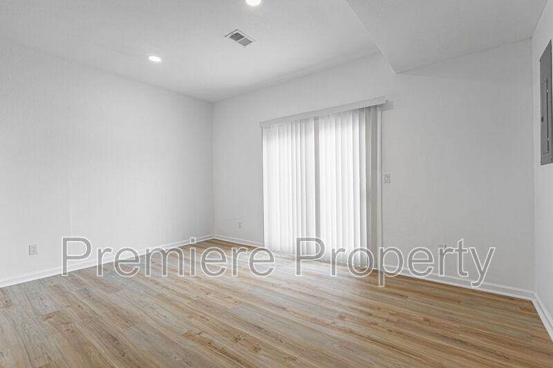 17324 E Susquehanna Dr - Photo 7 of 16