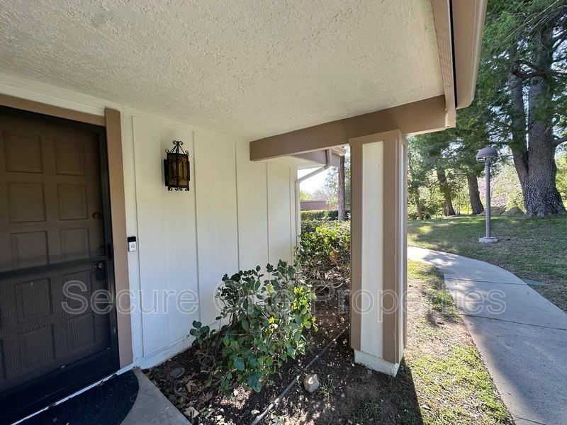 10020 Larwin Ave #1 - Photo 3 of 33