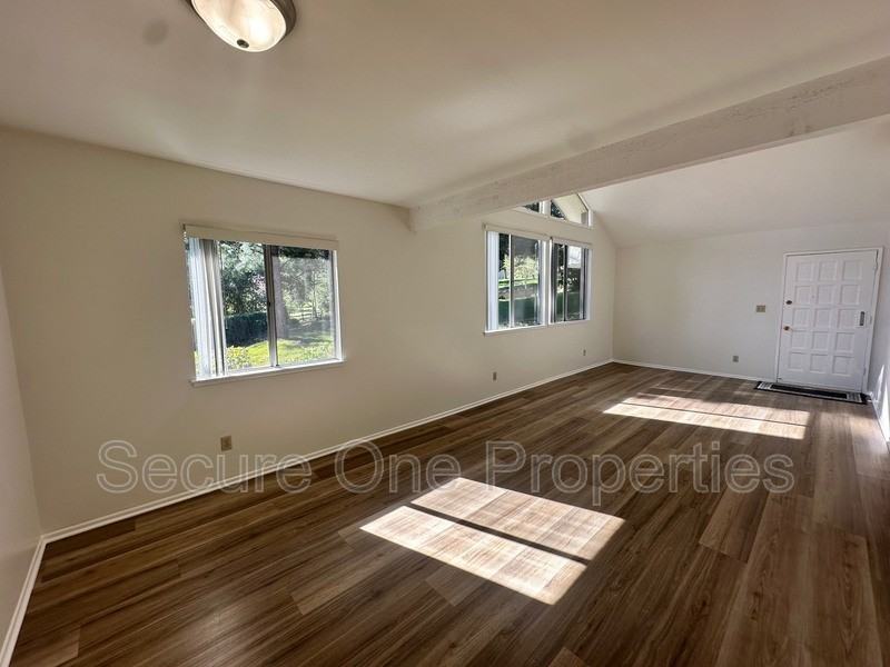 10020 Larwin Ave #1 - Photo 7 of 33