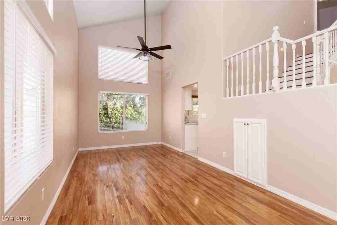 3704 Mountain Waters St - Photo 7 of 36