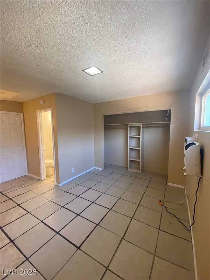 236 W Philadelphia Ave #4 - Photo 6 of 13