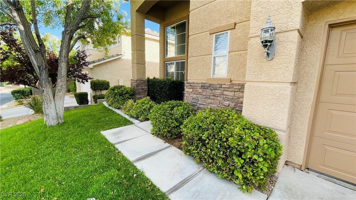 10317 Forum Hills Pl - Photo 3 of 35