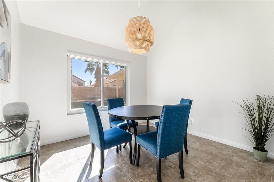 2717 Lovington Dr - Photo 5 of 23