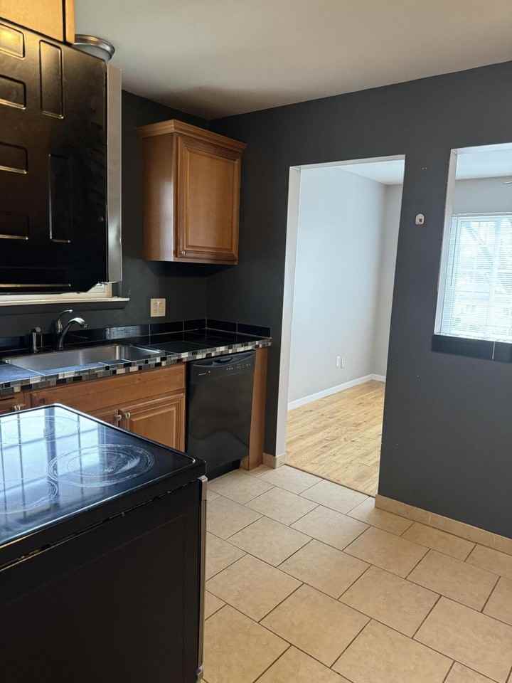 30256 Southfield Rd Unit A280 #A280 - Photo 6 of 14