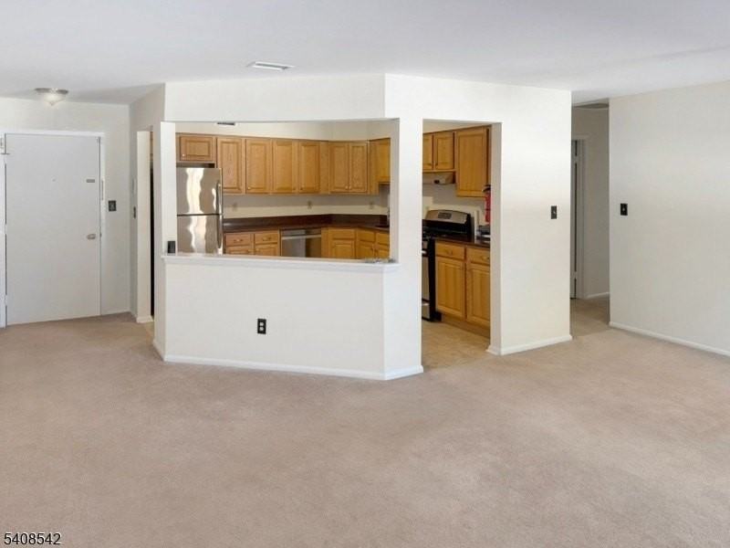 172 Drake Ln #1 - Photo 5 of 11