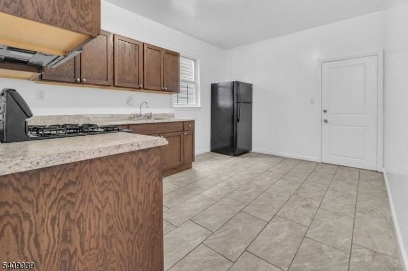 54 3rd St #3 - Photo 3 of 15