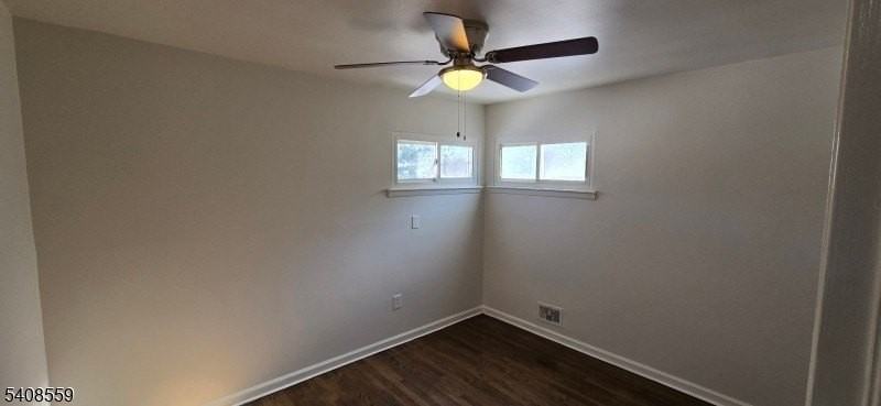 260 Everett Rd - Photo 6 of 33