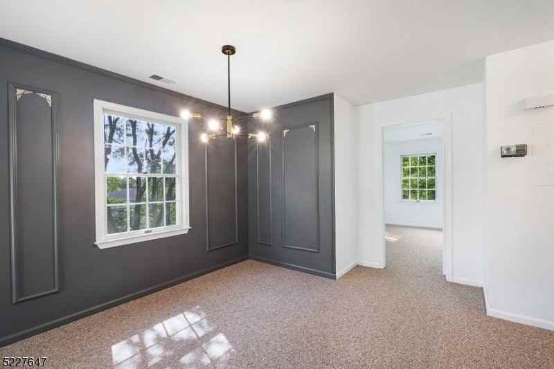 355 Potomac Dr - Photo 7 of 28