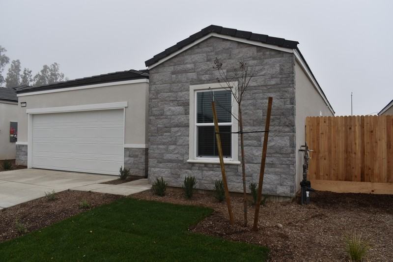 4472 N San Miguel Ave - Photo 2 of 31