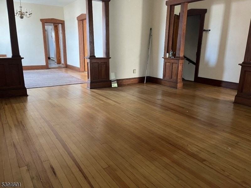 469 Crooks Ave - Photo 6 of 12