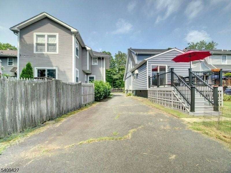 415 Orange Rd - Photo 4 of 27