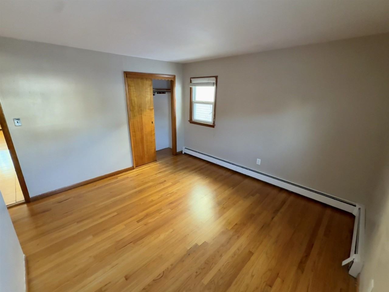 20 Beech St #2 - Photo 7 of 13