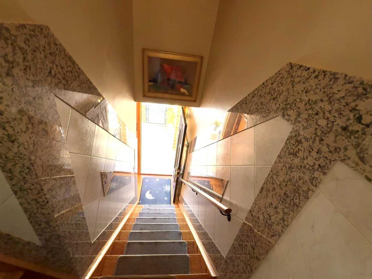 20 Beech St #2 - Photo 3 of 13