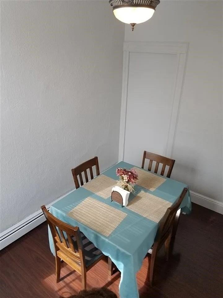 317 21st St #2 - Photo 4 of 11