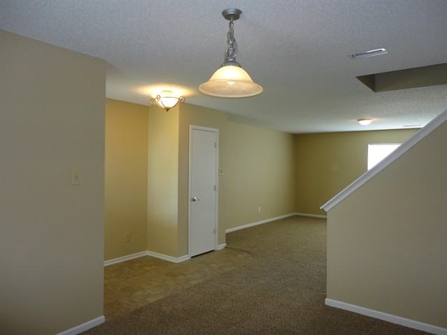 920 Belvedere Dr - Photo 3 of 16