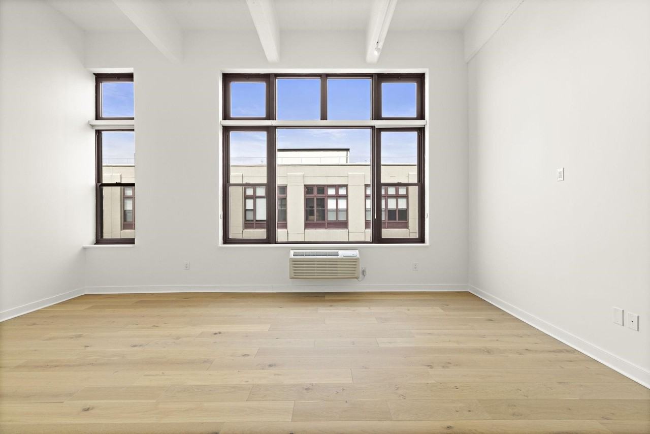 1500 Hudson St #12S - Photo 6 of 18