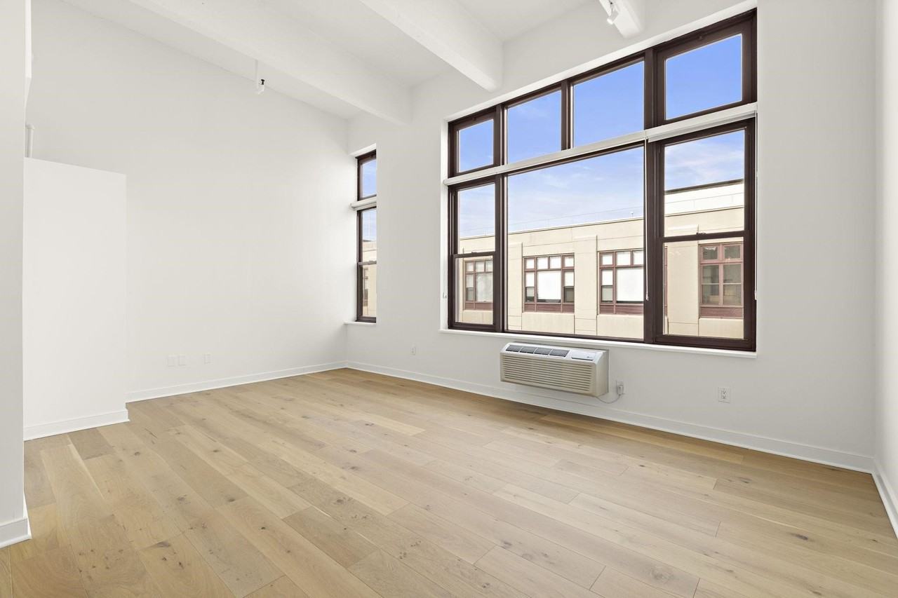 1500 Hudson St #12S - Photo 7 of 18