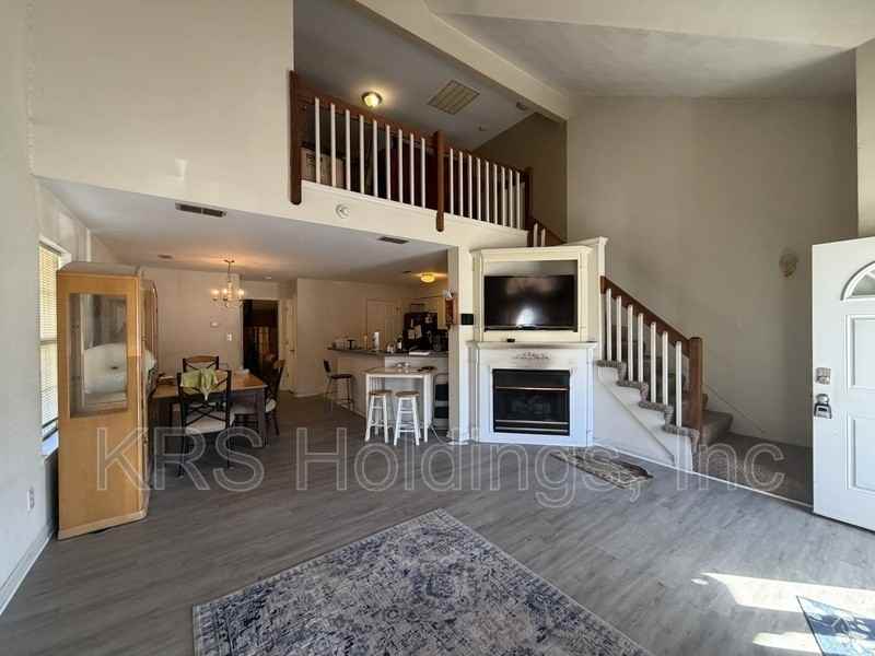 3218 Spruce Pine Rd - Photo 2 of 10