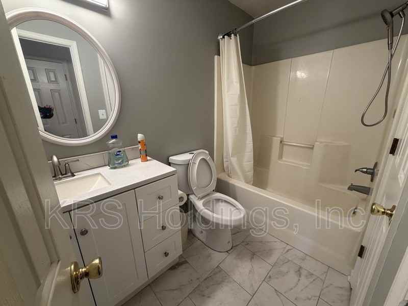 3218 Spruce Pine Rd - Photo 5 of 10