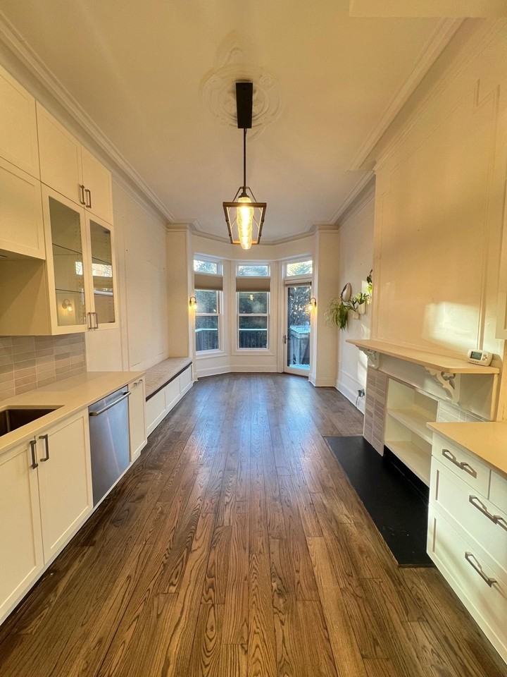 122 Mercer St - Photo 4 of 33