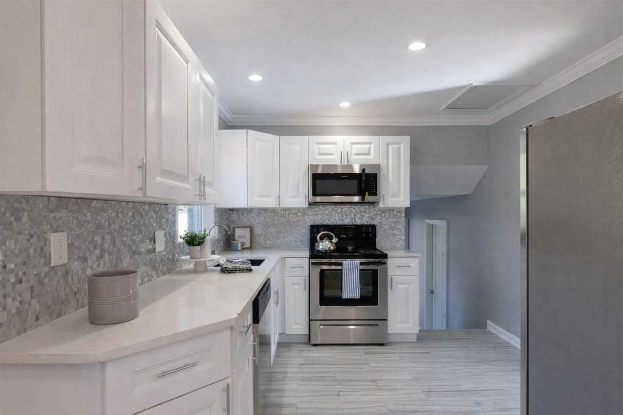 Alton St - Photo 3 of 5