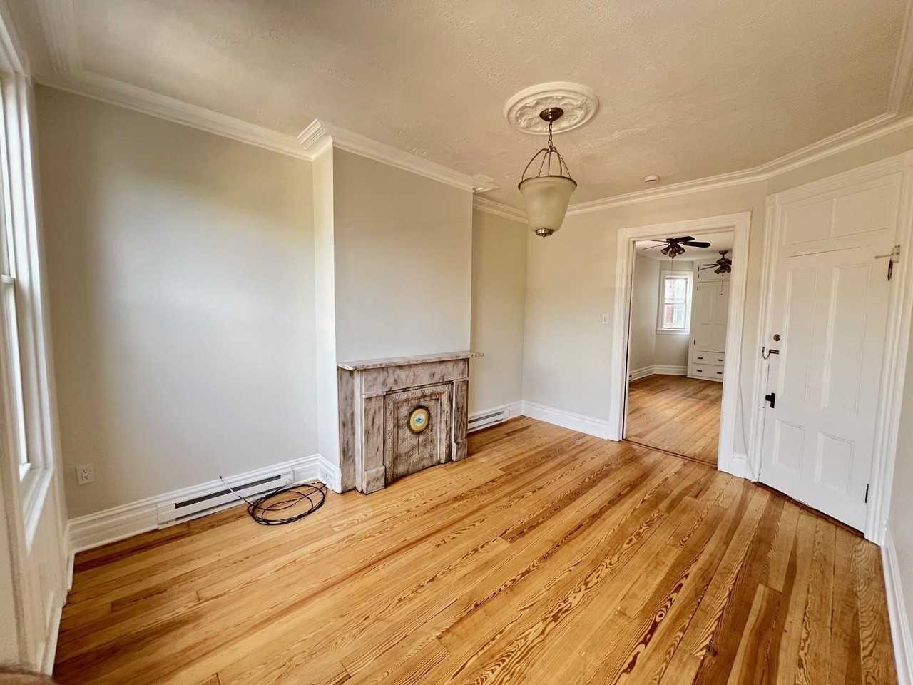 492 Monmouth St #3L - Photo 2 of 27