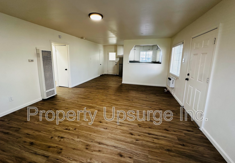 1983 Hartnell Ave - Photo 7 of 12