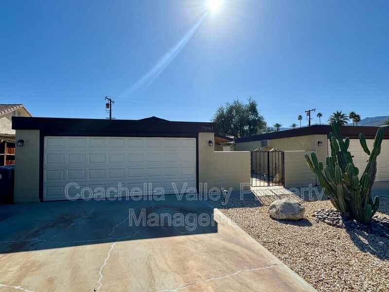 73361 Catalina Way #A - Photo 2 of 31