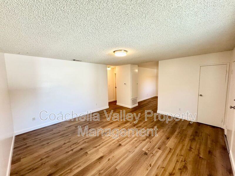 73361 Catalina Way #A - Photo 7 of 31