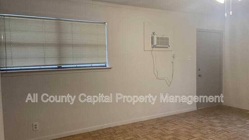 609 Bissonet Ln #609 - Photo 7 of 13