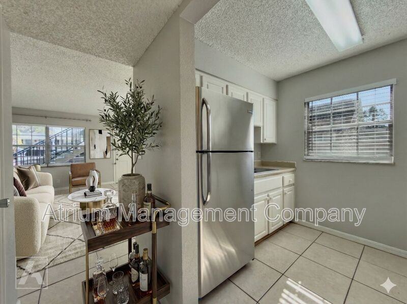 920 W New York Ave #B102 - Photo 5 of 27