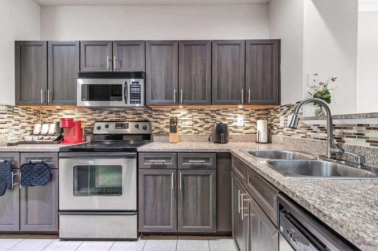 Sage Rd - Photo 3 of 19