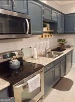 featured image of Hillcrest Ave