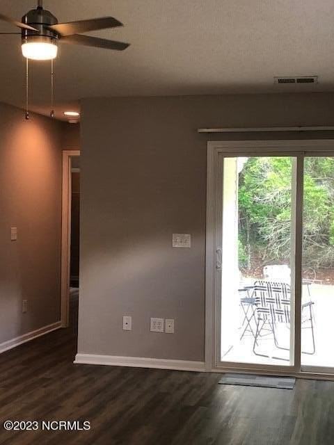 4227 Elizabeth Ave - Photo 3 of 24