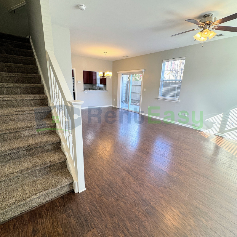 402 Oakstone Trl - Photo 3 of 29