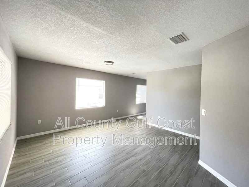 4912 23rd St W #B - Photo 2 of 8